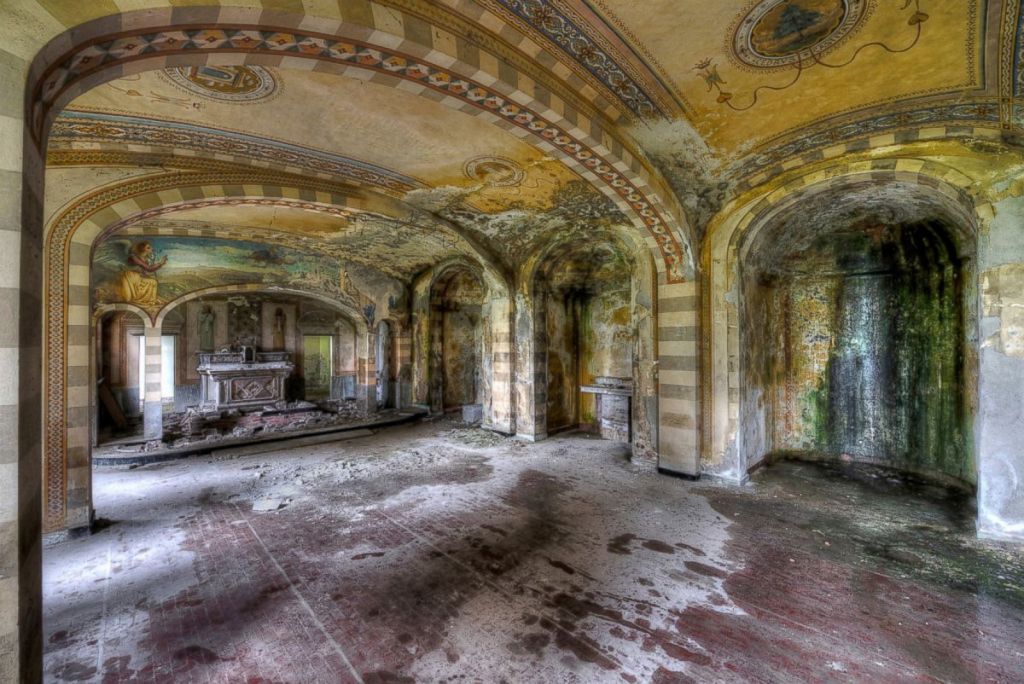 Exploring the Secrets of Urban Decay: Abandoned Buildings