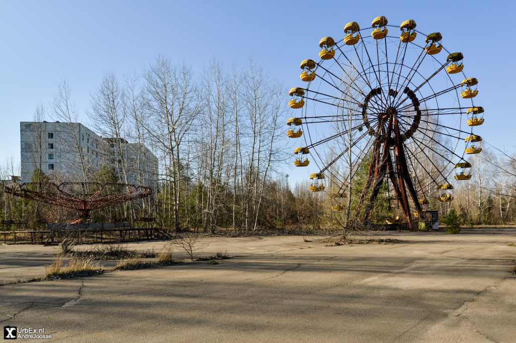 Abandoned Amusement Parks: Frozen in Time, Hauntingly Beautiful
