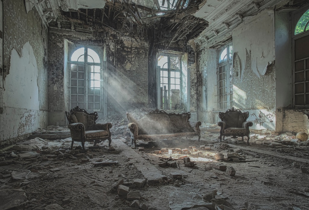 Uncovering the Mysteries of Urban Exploration: The Allure of Abandoned Properties