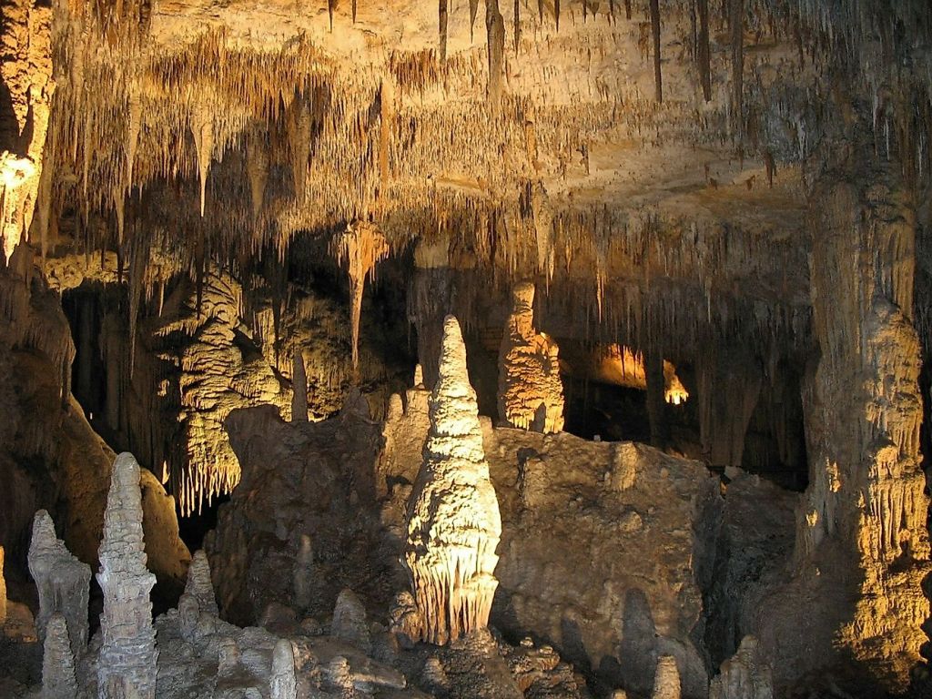 "Unveiling the Mysteries of Stalagmites: Ancient Wonders Hidden Underground"