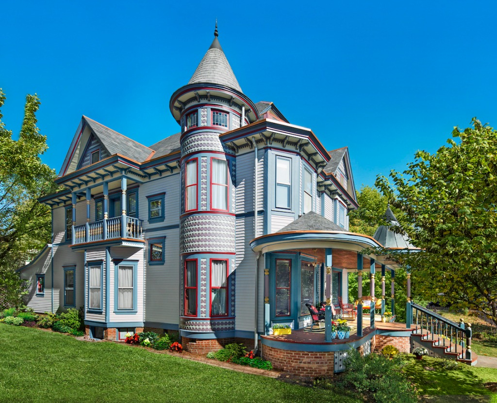 Uncover the Enchanting World of Queen Anne Revival Architecture