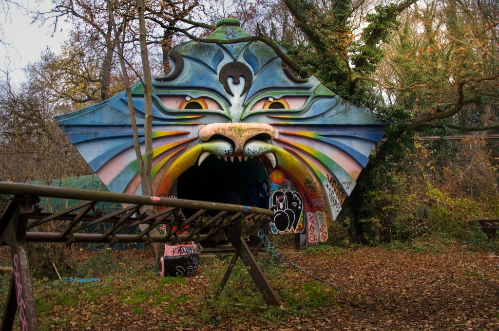 Unveiling the Eerie Charm of Abandoned Amusement Parks
