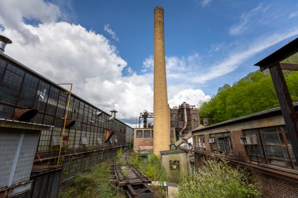 Exploring Abandoned Urban Gems: Safety Tips for Urbex Adventurers